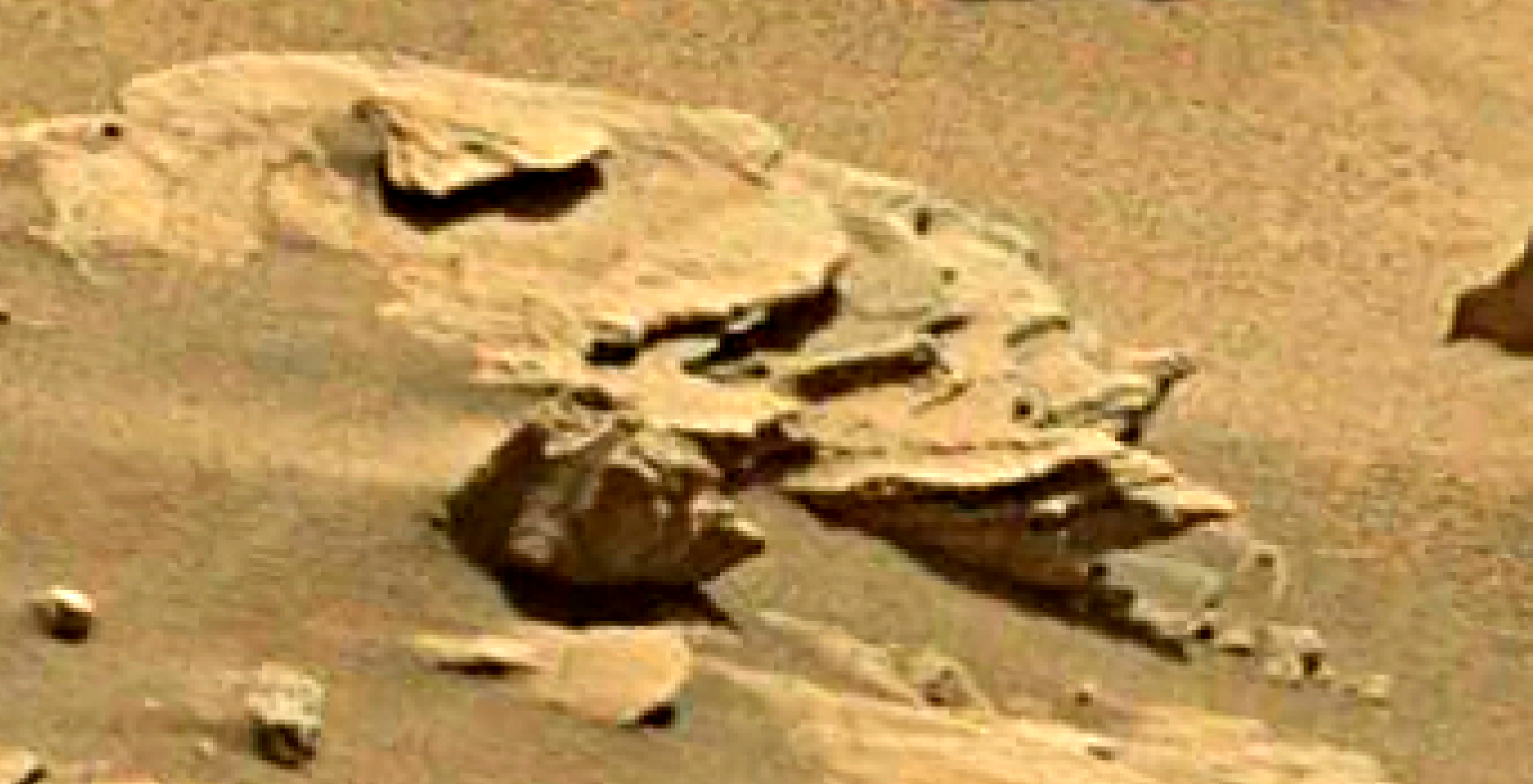mars sol 1349 anomaly-artifacts 4 was life on mars